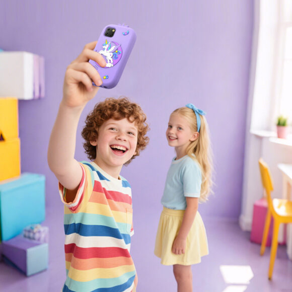 Speelgoed Telefoon - Kindertelefoon - Camera - Video - Spelletjes - Unicorn - Paars Speelgoed Telefoon - Kindertelefoon - Camera - Video - Spelletjes - Unicorn - Paars